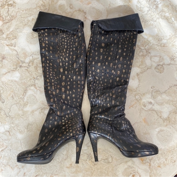 Black/Gold Italian leather over the knee boots - Picture 14 of 15